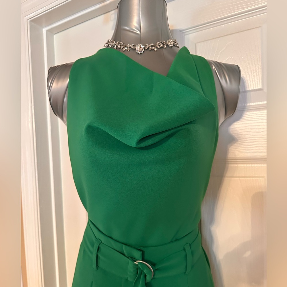 ‘Skies Are Blue’ Two-Piece Set! Vibrant Kelly Green Pantsuit
